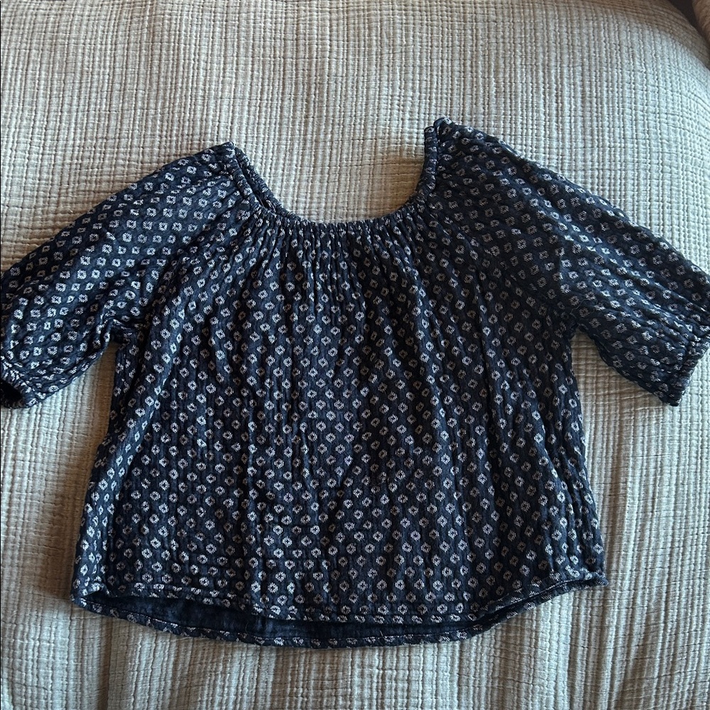 Universal Thread Navy Blue Smocked Off-Shoulder Blouse with White Geo Print